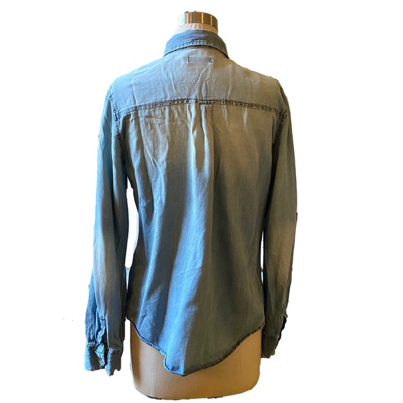 BDG Chambray Button-Up Shirt - Picture 2 of 9